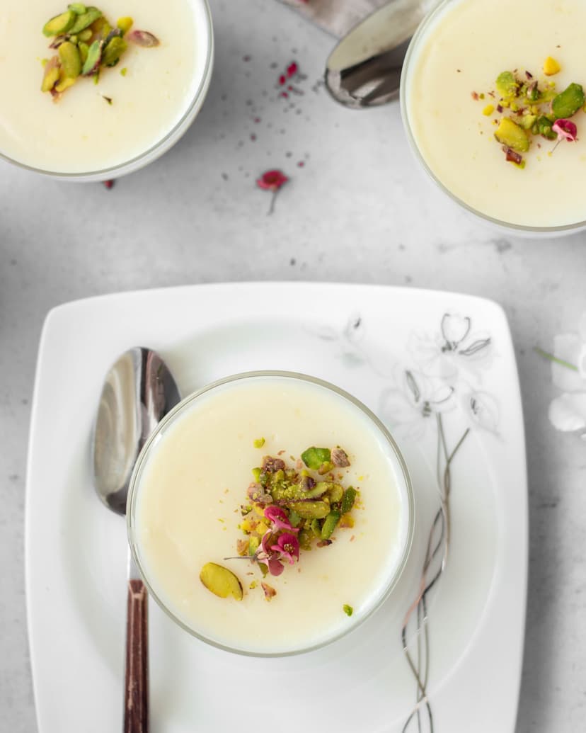 Kesar Rice Cream with Badam Crumble